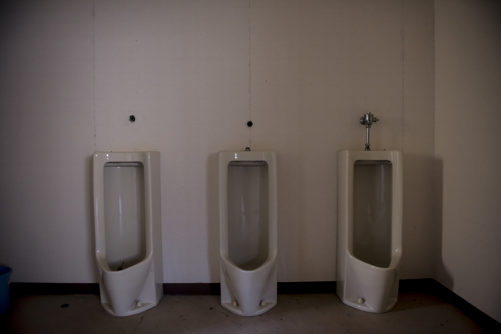 ある八戸の会社のトイレに現れた霊の体験談