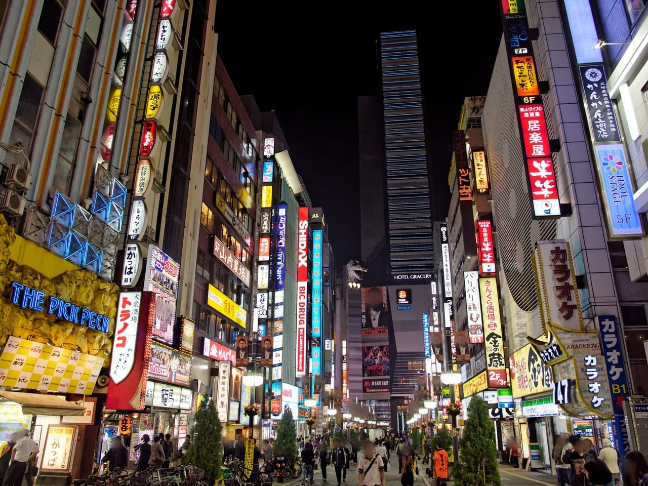 日本屈指の繁華街歌舞伎町に現存する美容室で起こった心霊現象